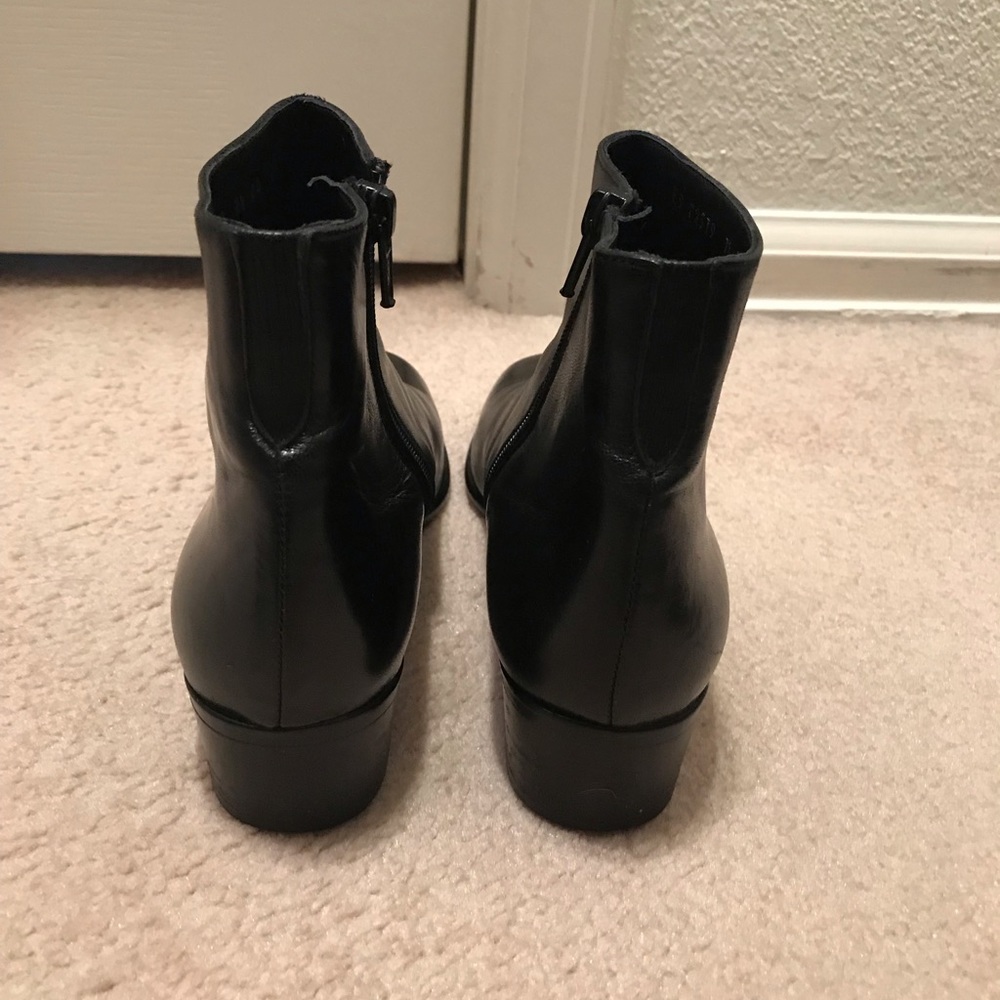 ❌SOLD ❌😍colehaan boots 😍😍 - Picture 2 of 8